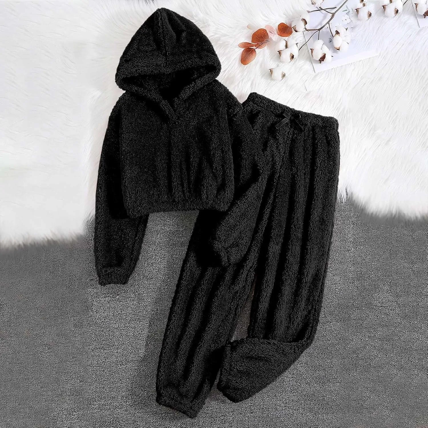 hlysgo Women's Fuzzy Lounge Casual Pajamas Sets Long Sleeve Fleece Hoodies and Pants Set 2 Piece Warm Loungewear Sleepwear