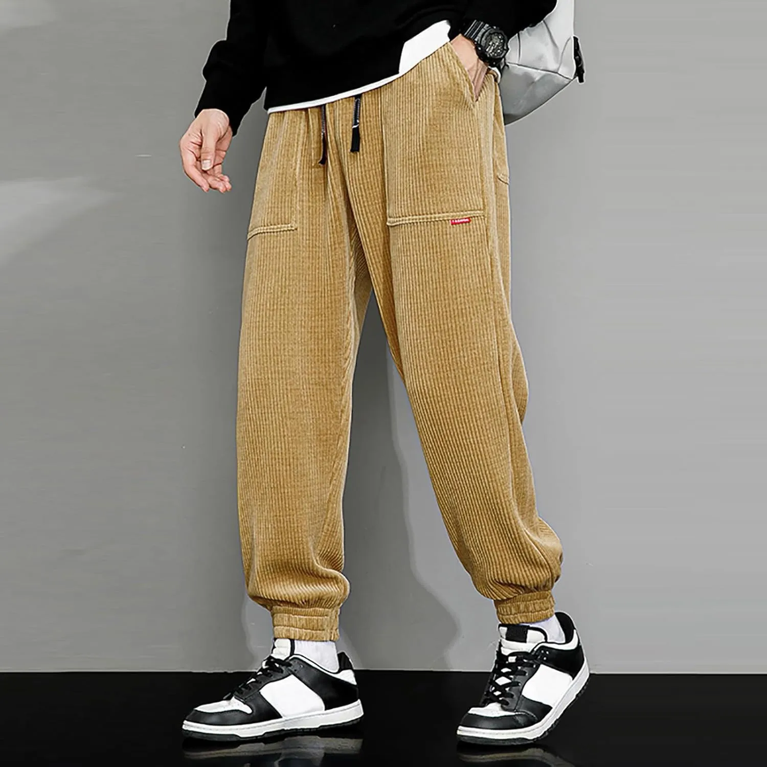 Men's Corduroy Pants Drawstring Elastic Waist Casual Tapered Trousers Fashion Streetwear Joggers Pants with Pockets