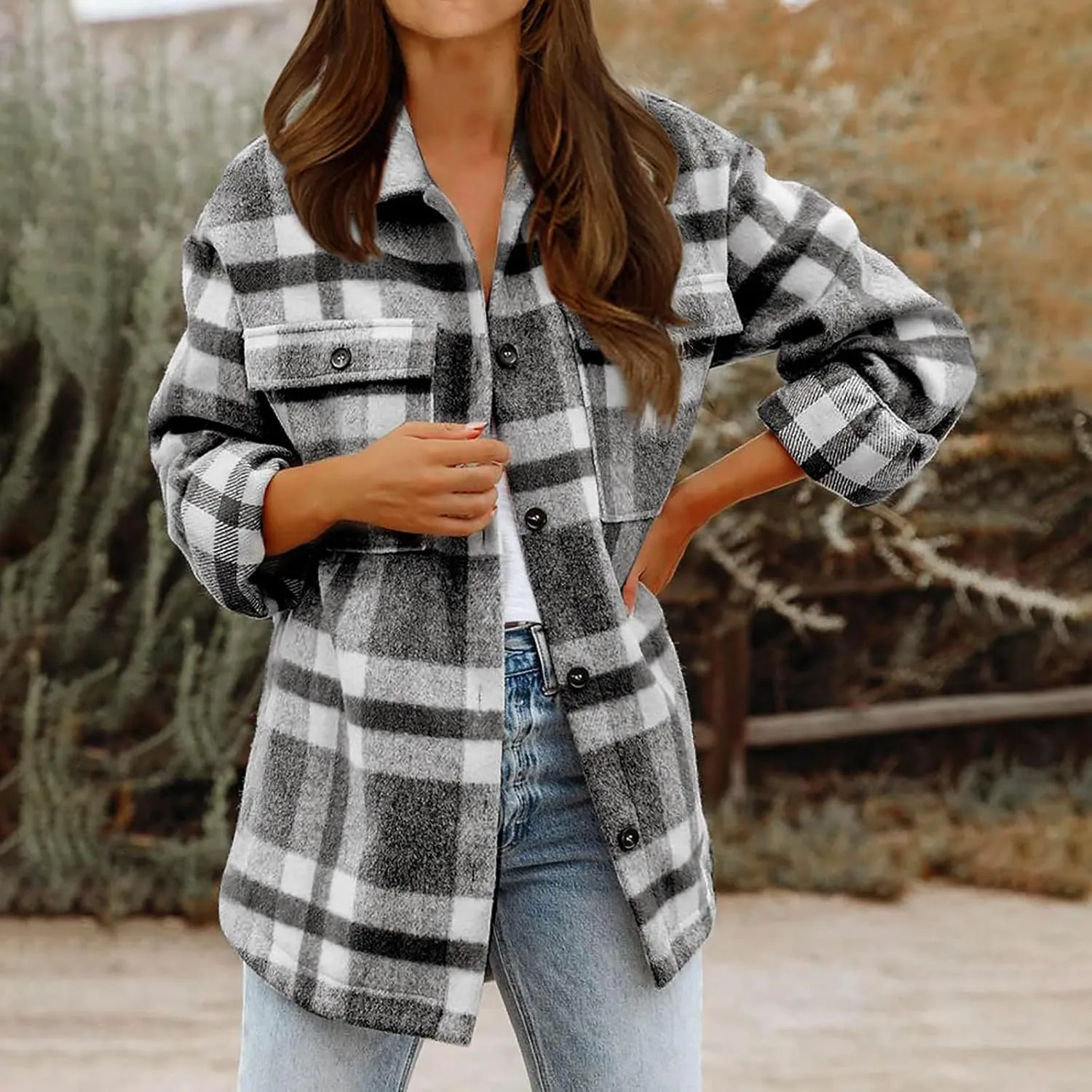 Mzkdieey Women's Casual Plaid Shacket Wool Blend Loose Button Down Long Sleeve Shirt Flannel Lapel Pocketed Fall Jacket