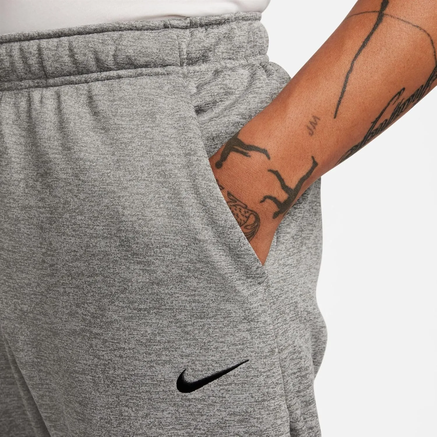 Nike Men's Therma-FIT Tapered Fitness Pants
