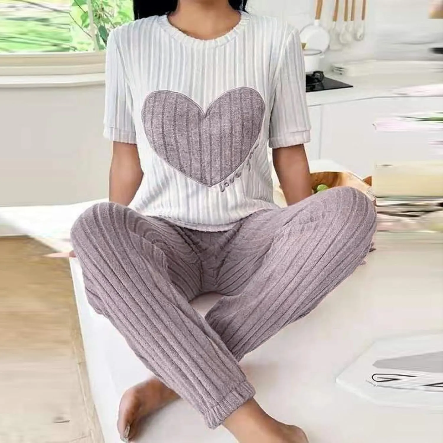 Womens Pajamas Sets Soft Ribbed Knit Pjs Heart Graphic Short Sleeve Lounge Sets Casual Two Piece Pjs Sweatpants