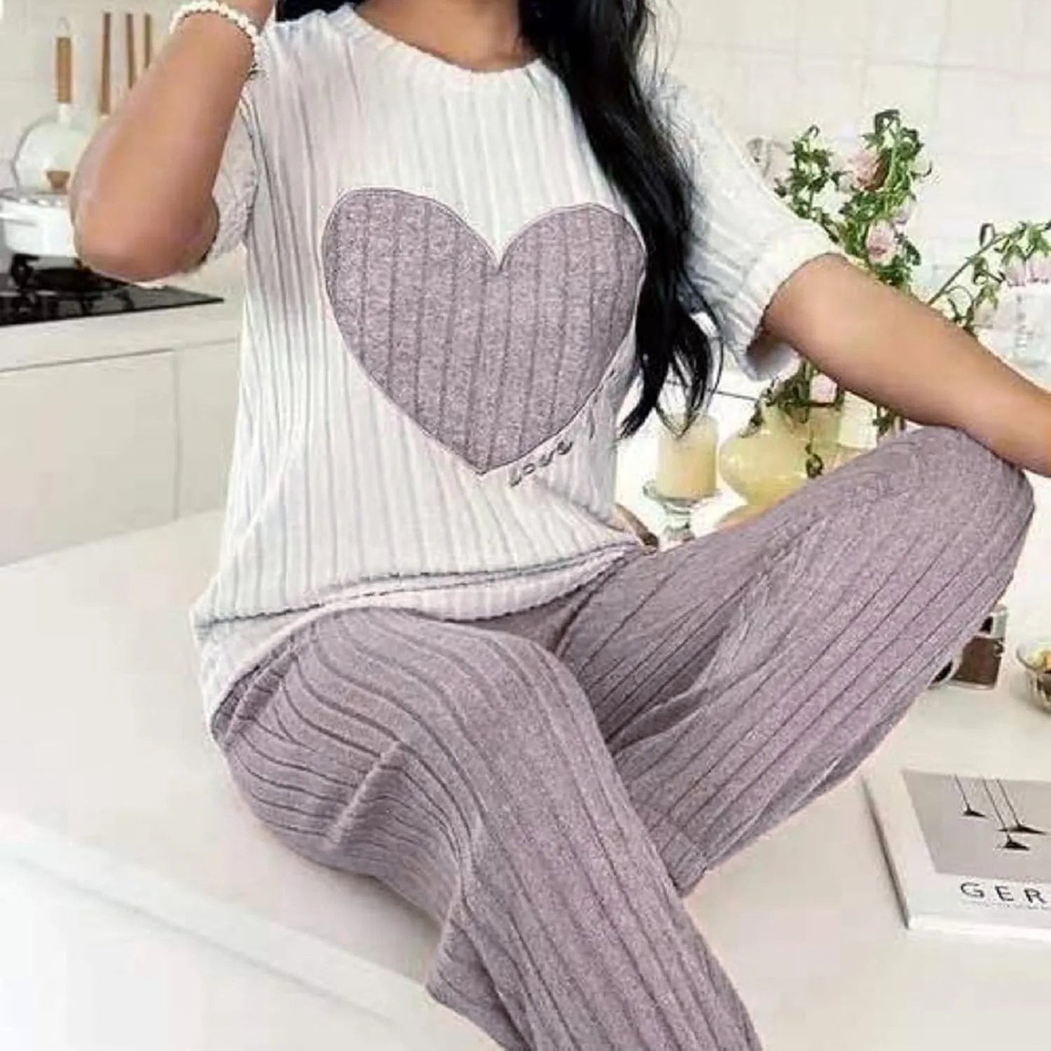 Womens Pajamas Sets Soft Ribbed Knit Pjs Heart Graphic Short Sleeve Lounge Sets Casual Two Piece Pjs Sweatpants